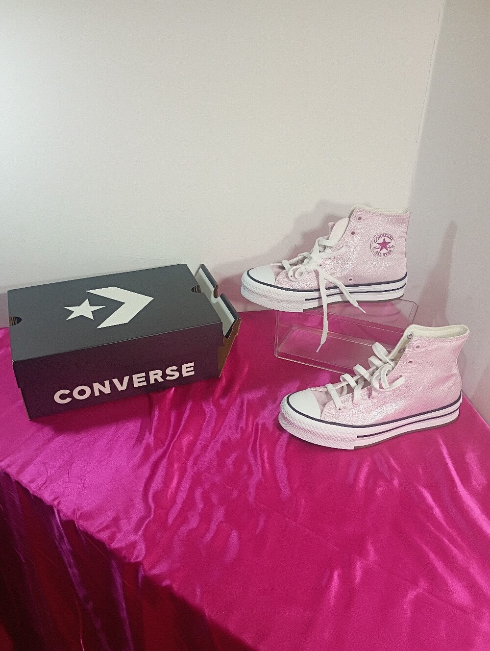 Converse Kids SZ 5 Chuck Taylor® All Star® Lift Platform Shine (Big Kid).